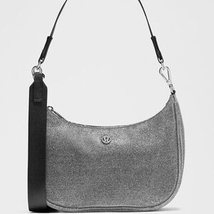 Lululemon City Essentials Small Shoulder Bag 3L Glitter in Dark Silver/Graphite